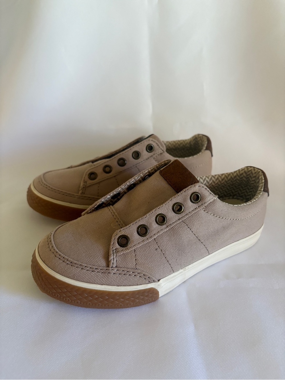 Hanna Andersson Taupe Canvas Slip-On Sneakers with Brown Accents